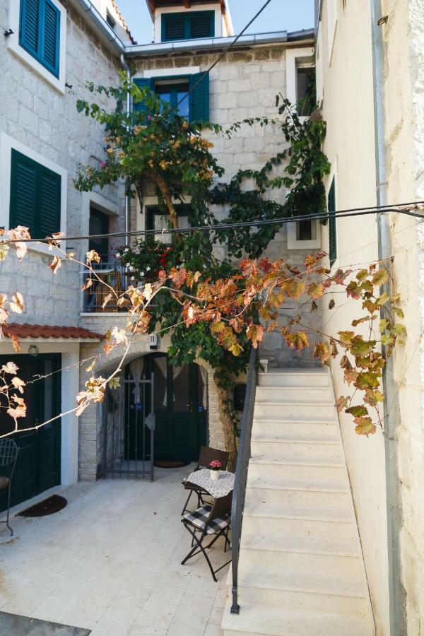 Cambi Apartment Split